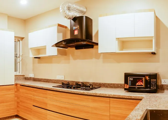 2bhk Serviced At Heart Of Apartamento *