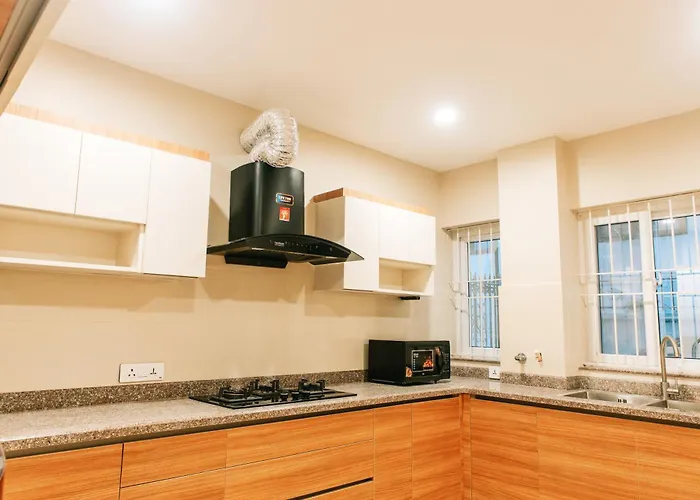 2bhk Serviced At Heart Of Apartamento