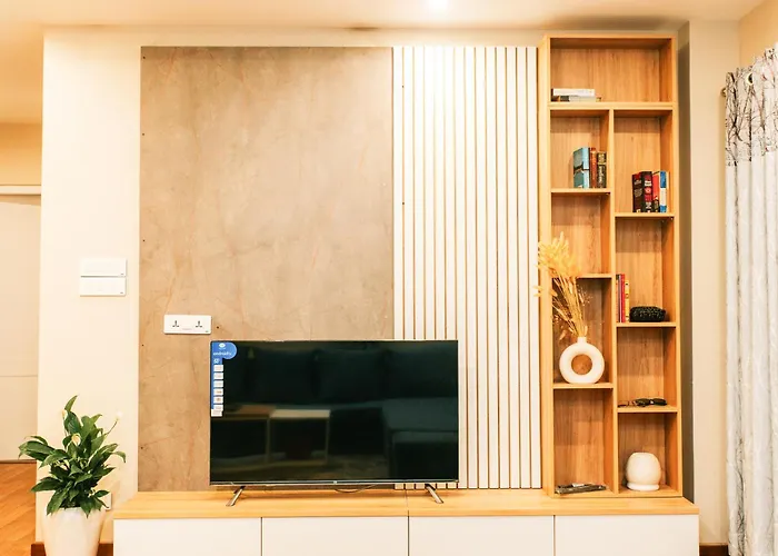 2bhk Serviced At Heart Of *